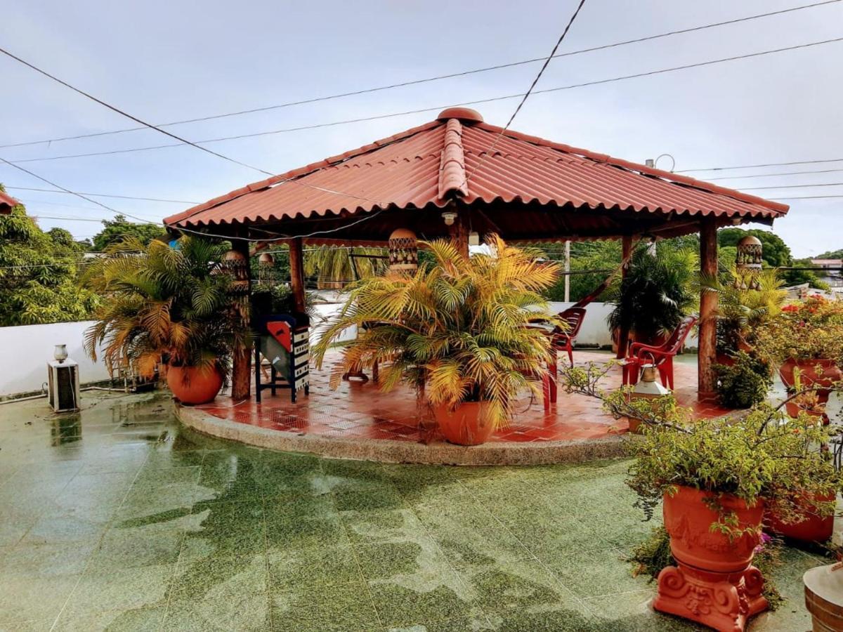 Hostal Solsticio Guajiro Ríohacha المظهر الخارجي الصورة