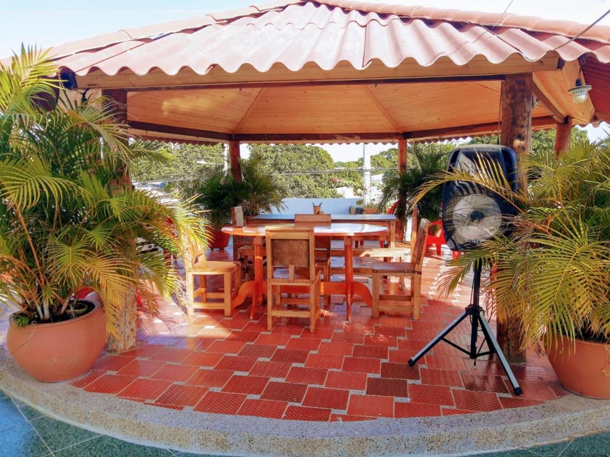 Hostal Solsticio Guajiro Ríohacha المظهر الخارجي الصورة